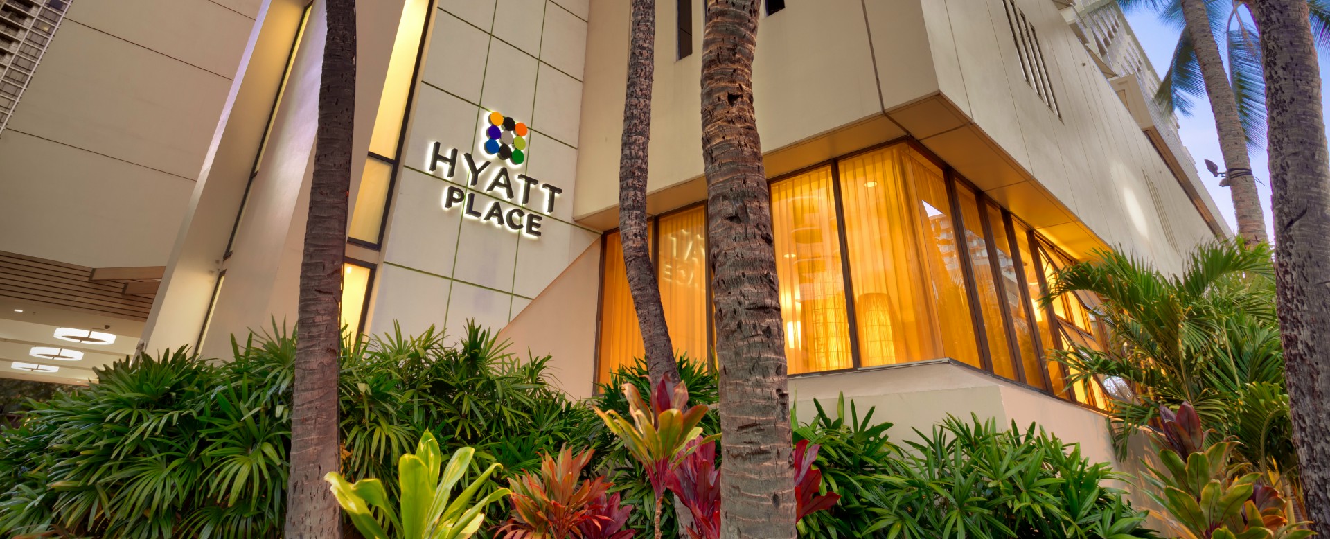 Hyatt Place Waikiki Beach Exterior